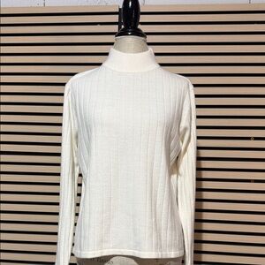 Croft & Barrow White Turtleneck Sweater